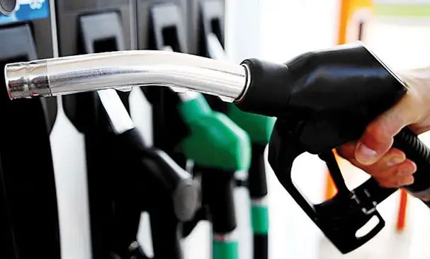 Govt Suddenly Increases Petrol Price by Rs. 30