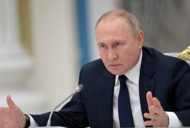 putin predicts that germany is unlikely to accept russian gas.
