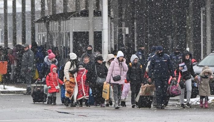 Ukraine secures 1bn euros in aid 'to get through winter'