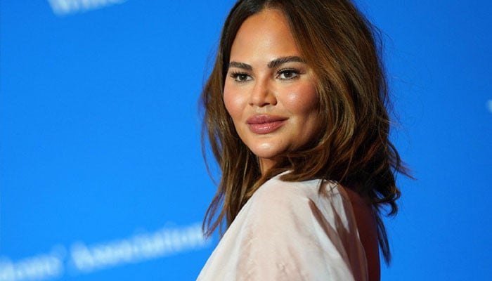 Chrissy Teigen thanks ‘everyone who helped her be the best mom’
