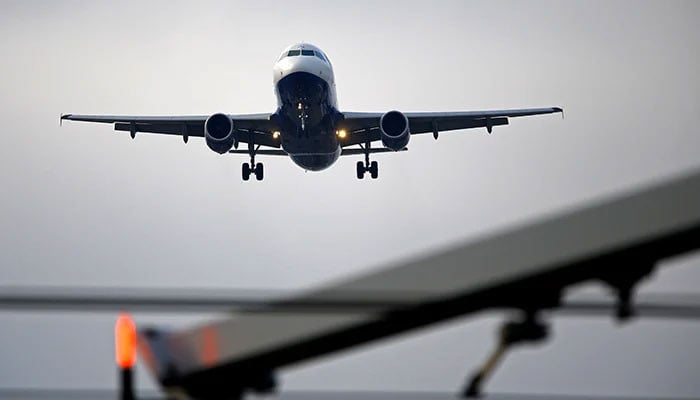 France bans short-haul flights to tackle carbon emissions