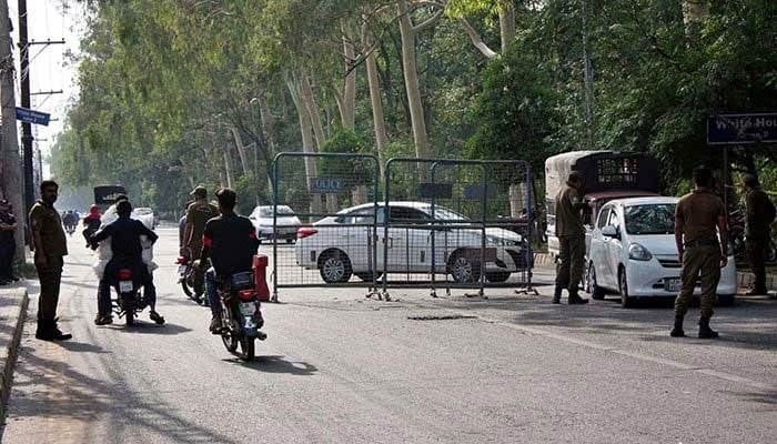 Police arrest six more 'terrorists' fleeing from Zaman Park, claims Lahore CCPO