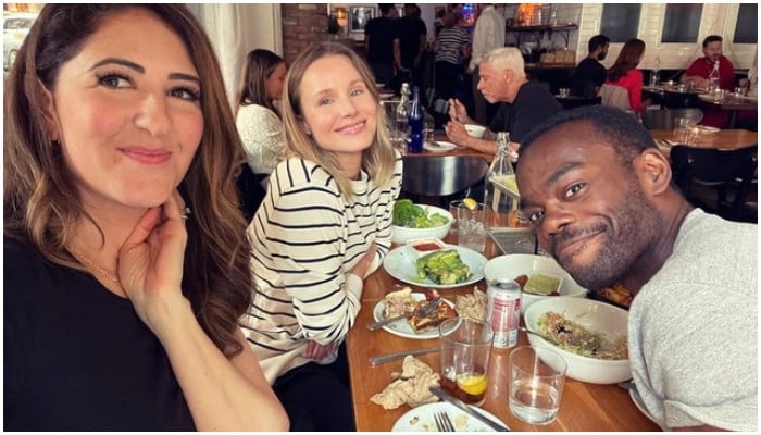 'The Good Place' co-stars have a cute reunion