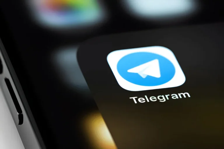 know if someone is on telegram or not