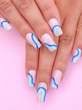fun square nails 265x353 1