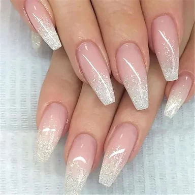 glitter ombre nails 384x384 1