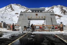 pakistan china border at khunjerab pass