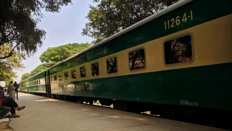 eid train