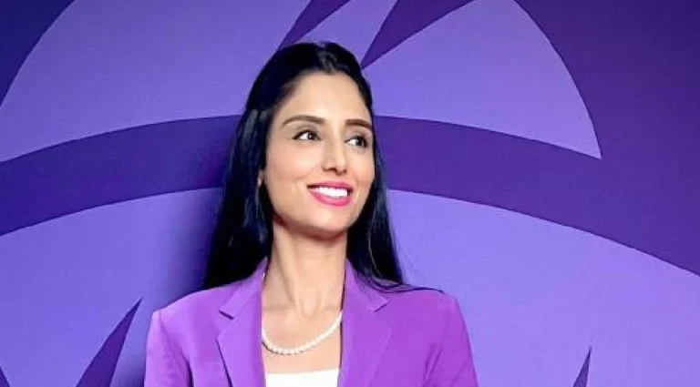 pakistan s cricket presenter zainab abbas left india