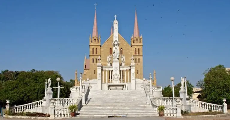 churches in pakistan