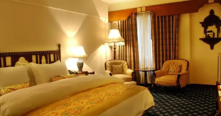 faisalabad best hotel