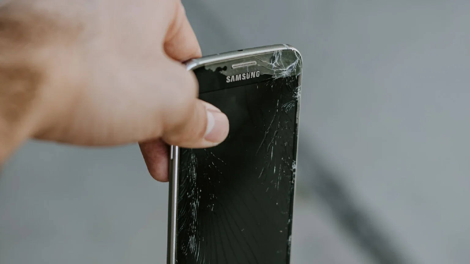 access android phone with broken screen