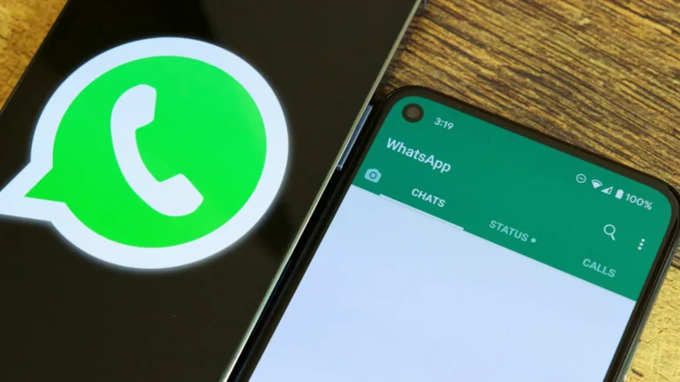use whatsapp two phones