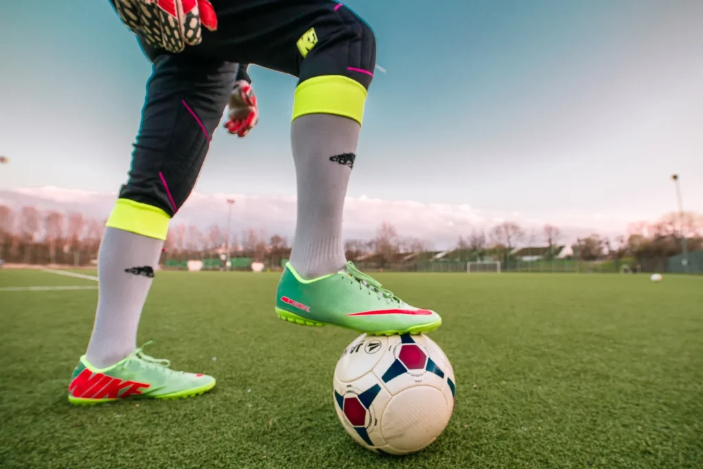 Exploring the Top Football Streaming Apps for Android football 1274662 1920.jpg