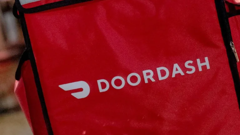 workers delivery