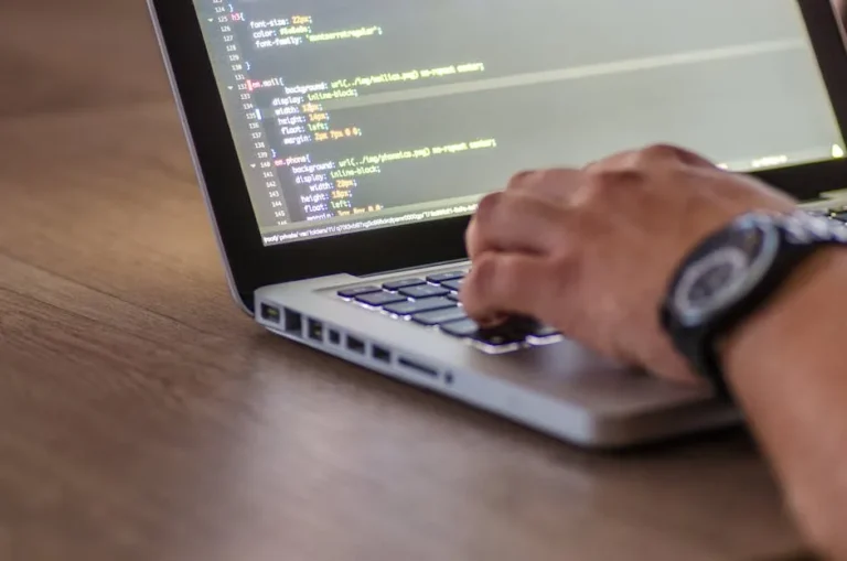 How to Find the Right Software Development Outsourcing Partner: Key Strategies for Success