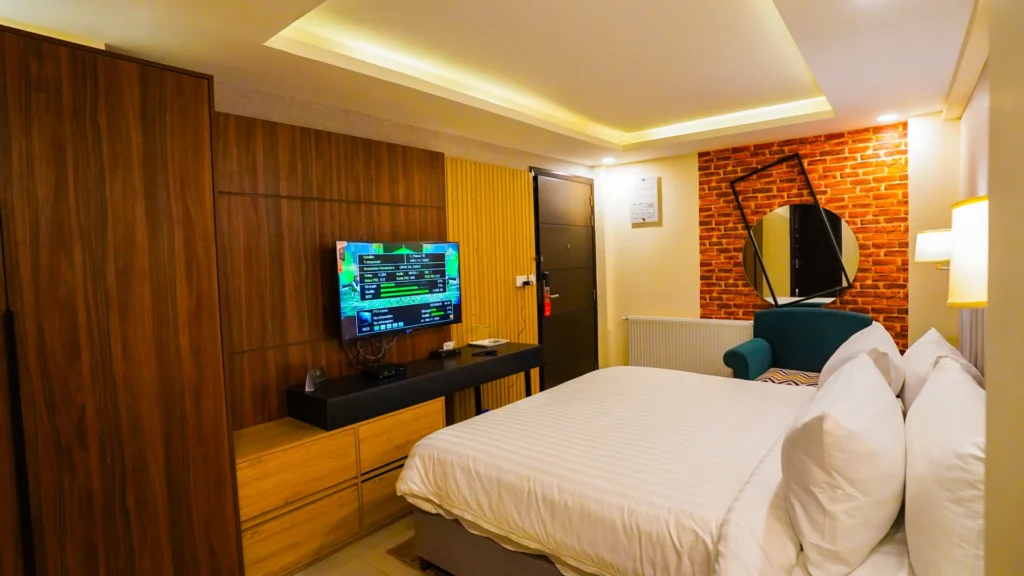 Why Fiora Hotel is Considered the Best Murree Hotel in Pakistan king room