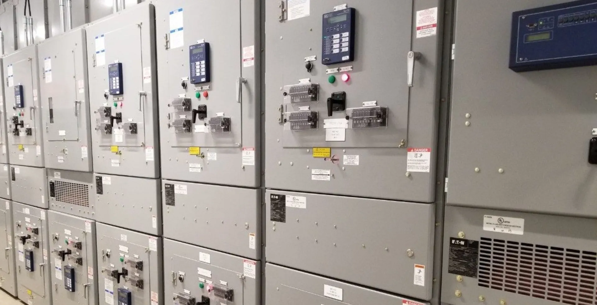 understanding switchgear components and functions of high voltage switchgear