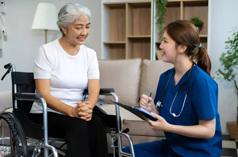 what is a home health aide (hha).jpg