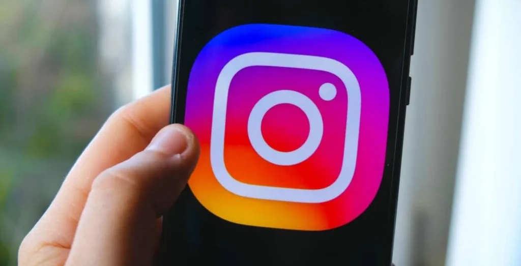 How to Clear Instagram Search Suggestions create and use cutouts in instagram dms
