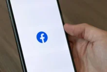 fix photos and videos not loading on facebook messenger