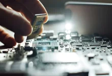 the advantages of buying computer parts wholesale for it professionals