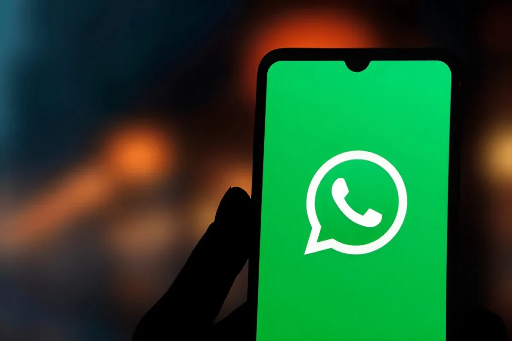 WhatsApp Beta rolls out real-time voice chat with Meta AI whatsapp meta ai voice chat feature beta