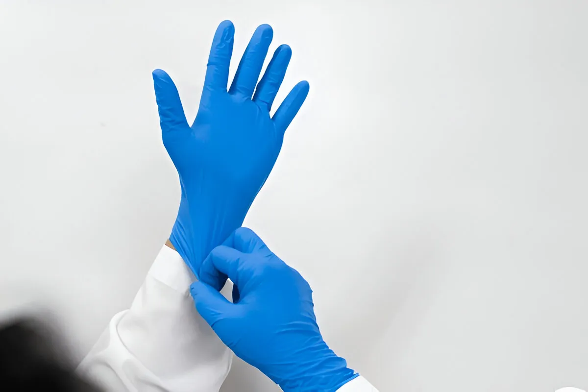 latex gloves surgical ensuring safety and hygiene in medical environments