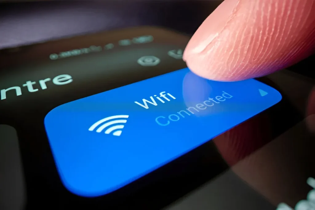 fix wifi keeps disconnecting iphone 1
