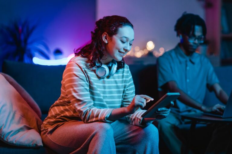 7-key-benefits-of-app-localization-services-for-cloud-based-multiplayer-games