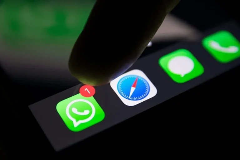 whatsapp web updates status channels